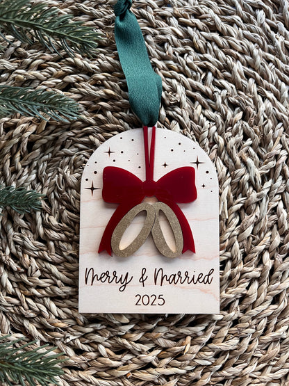 Merry & Married - Ring Ornament