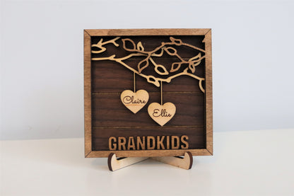 SMALL- Hanging Hearts Sign- 1-3 Family Members